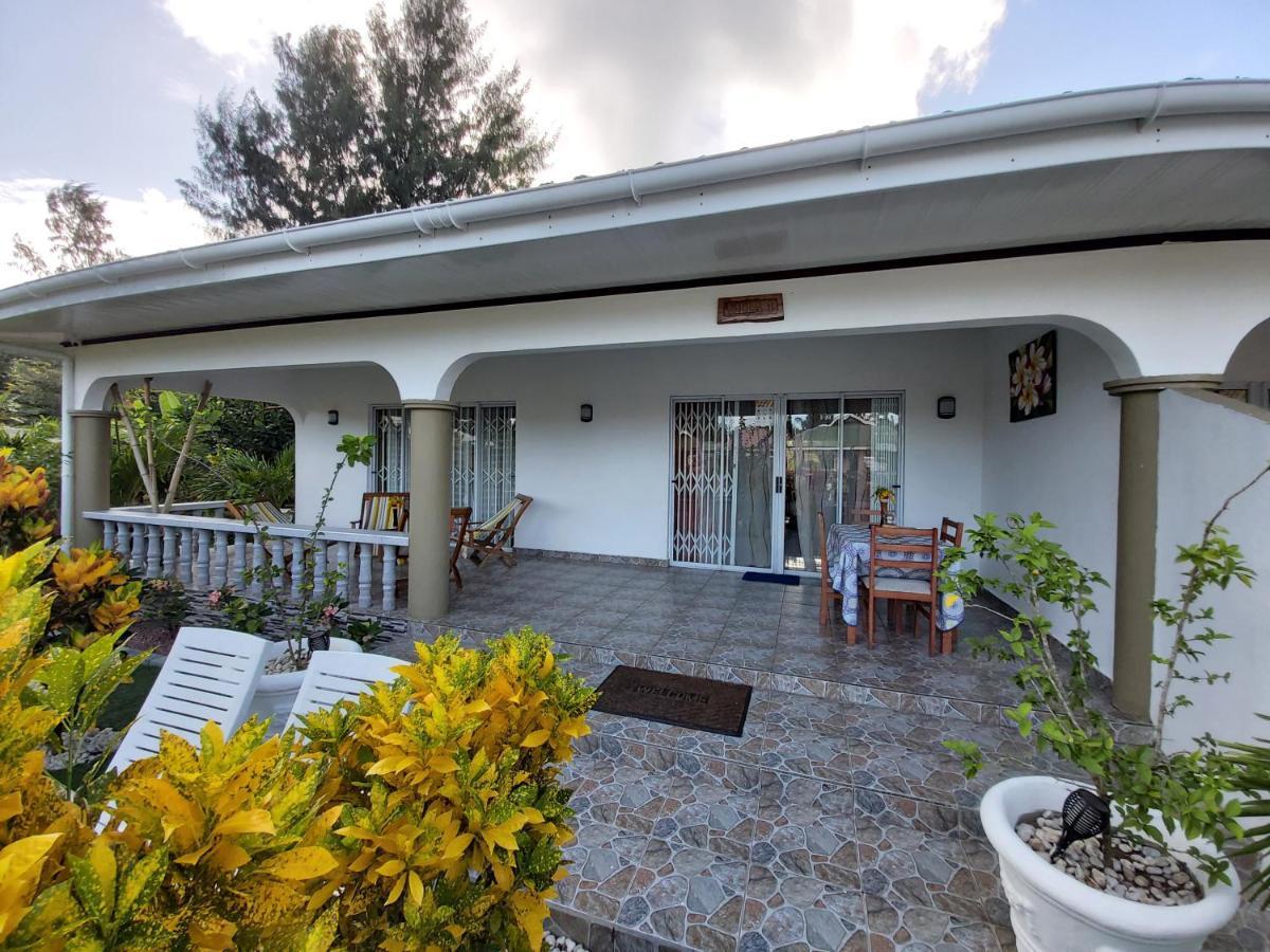 Leo'S Petit Villa Annex Praslin ภายนอก รูปภาพ