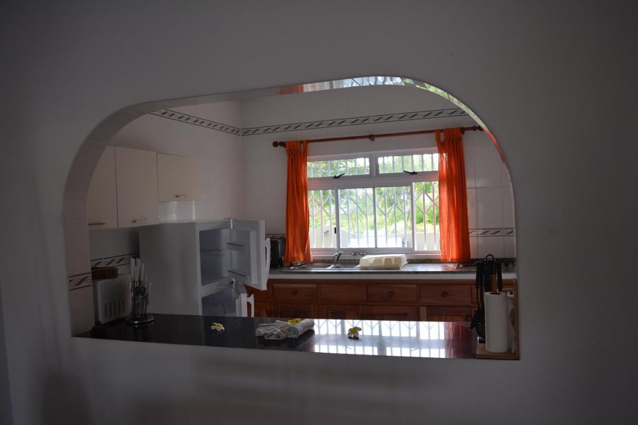 Leo'S Petit Villa Annex Praslin ภายนอก รูปภาพ