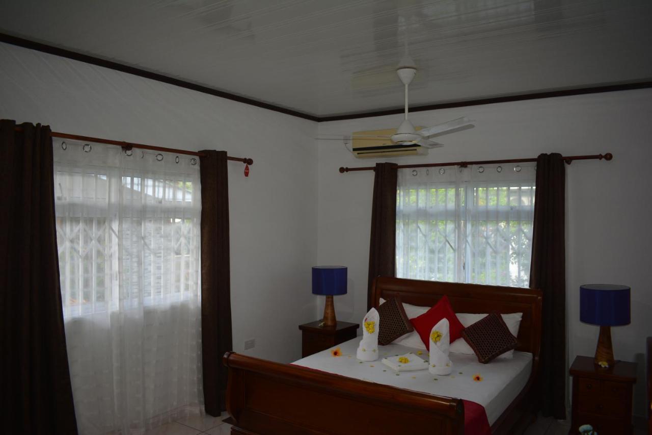 Leo'S Petit Villa Annex Praslin ภายนอก รูปภาพ